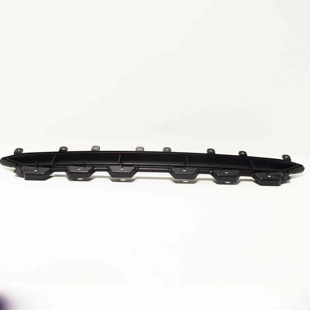 VAG AUDI priekinio bamperio apatinės centrinės grotelės 8U0807683D4U8