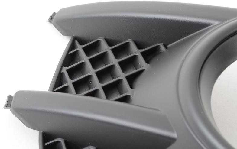 VAG AUDI Q3 2011-2014 O/S dešinysis bamperis rūko žibintų grotelės originalios 8U0807682ASP9