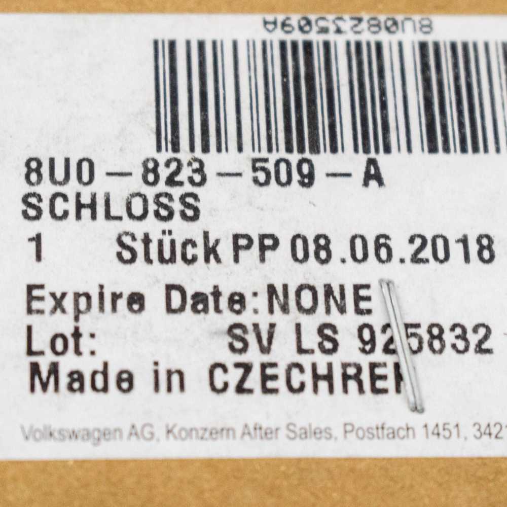 VAG AUDI Q3 8U Kapoto užraktas 8U0823509A NAUJAS ORIGINALUS