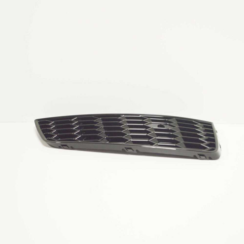 VAG Audi Q3 8U Priekinis Bamperis Dešinės Pusės Grotelės 8U0807682TT94 NAUJAS ORIGINALUS