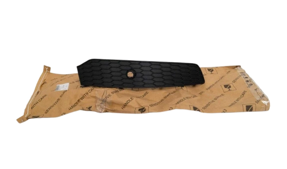 VAG Audi Q3 8U S-Line galinio kairiojo bamperio apdaila originali 8U0807731B4U8