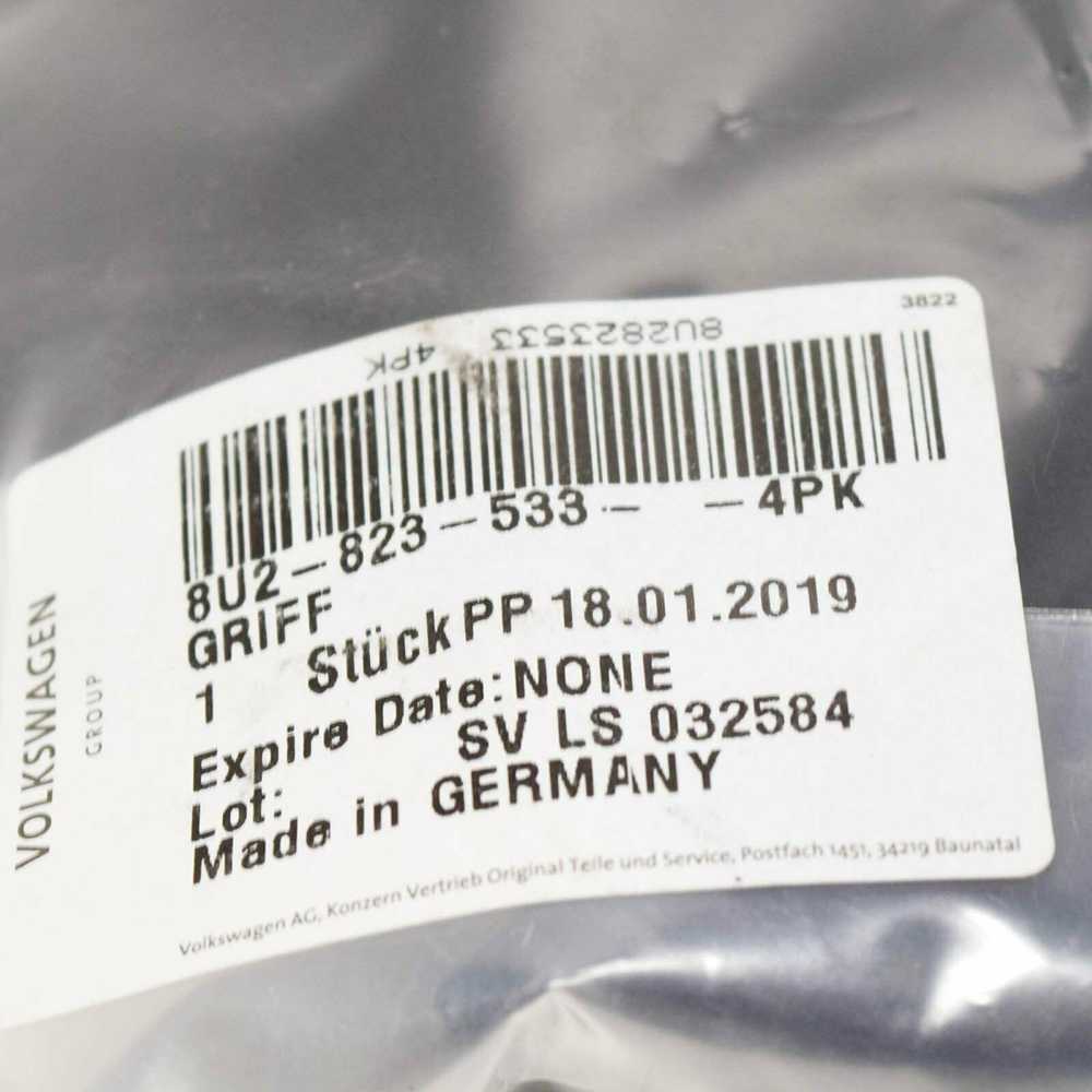 VAG AUDI Q3 8U variklio dangčio atleidimo rankena originali 8U28235334PK