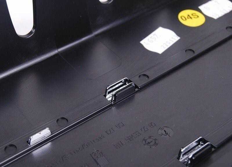 VAG AUDI Q5 13-16 Priekinės grotelės numerio lentelės užpildas Ištrinti blizgią juodą spalvą Originalus 8R0807287DT94