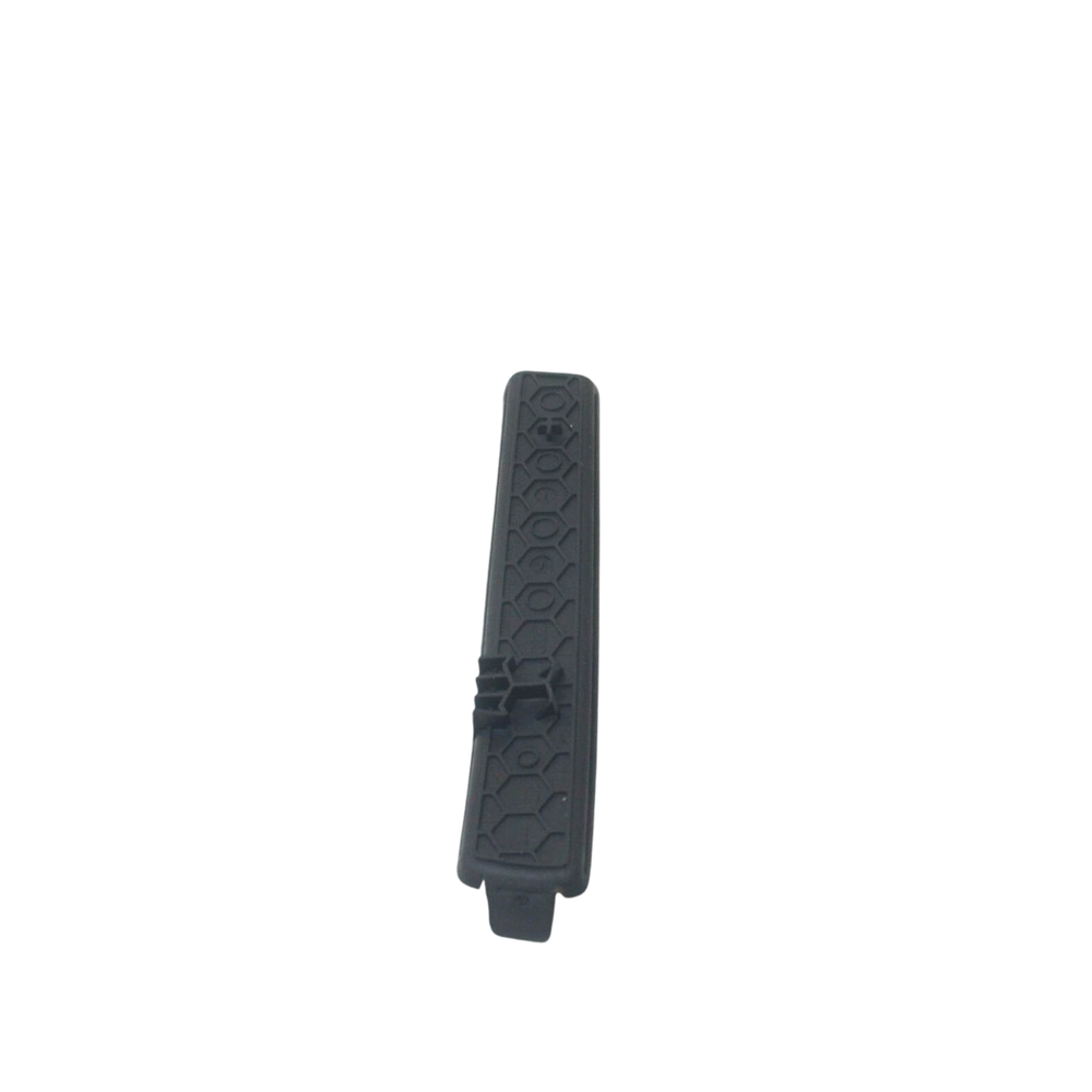 VAG AUDI Q5 skydelio apdailos taurės įdėklas guminis originalus 80B8632824PK
