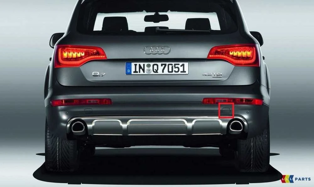 VAG AUDI Q7 4L 10-16 galinio bamperio O/S dešinės pusės vilkimo kablio dangtelis originalus 4L0807450GGRU