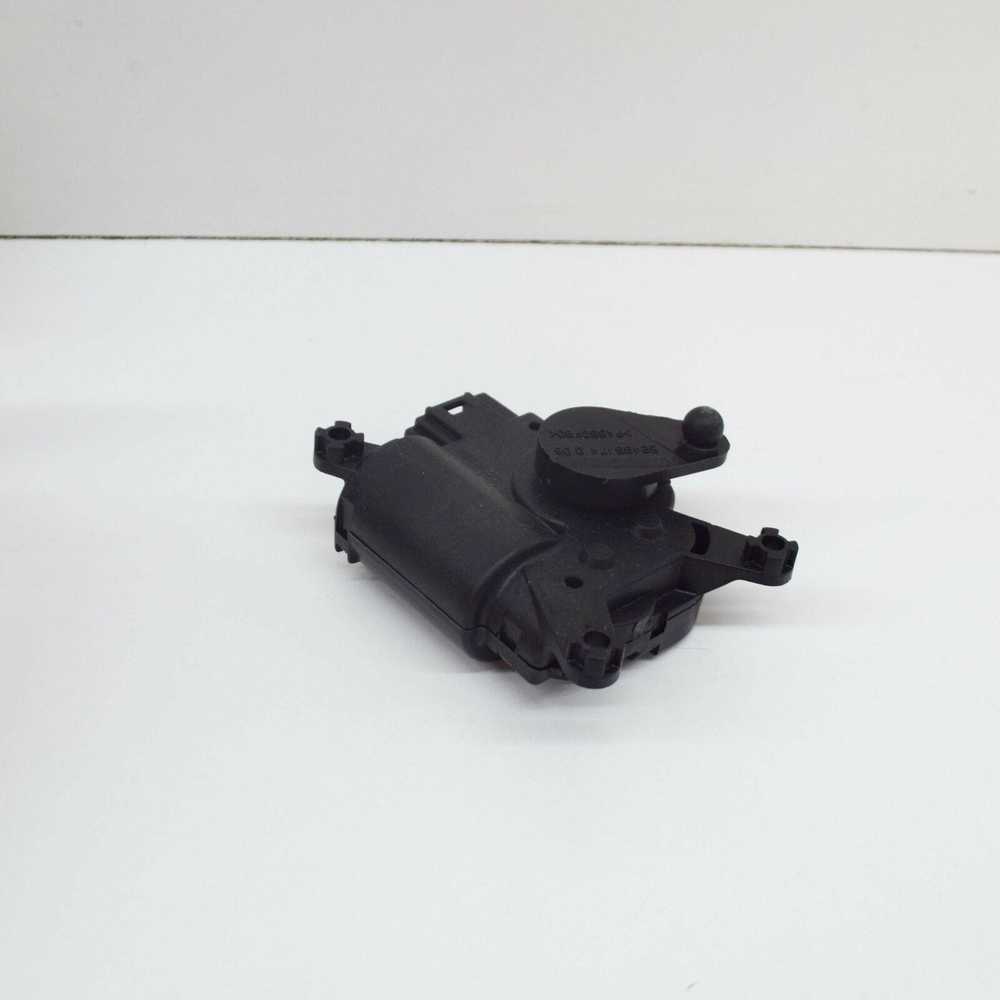 VAG AUDI Q7 4L Dešinės temperatūros reguliavimo sklendės variklis 7L0907512G NAUJAS ORIGINALUS
