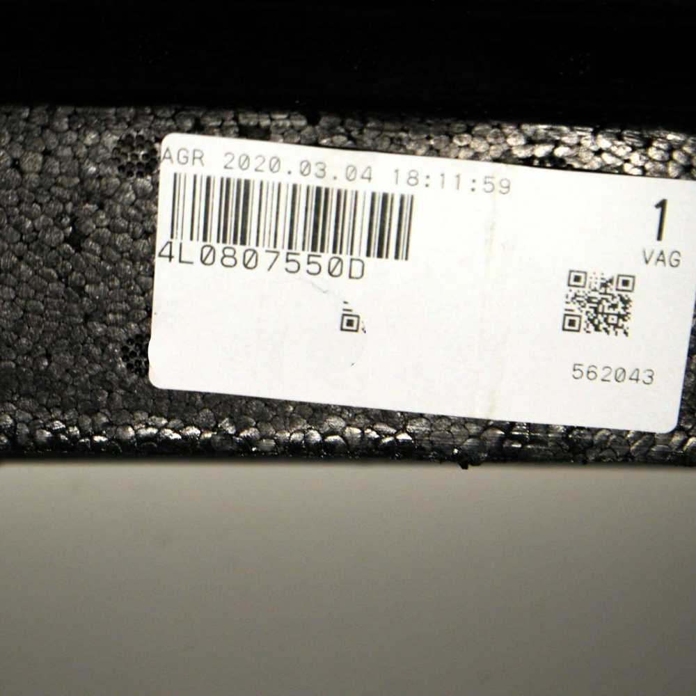 VAG AUDI Q7 4L Priekinio bamperio sutvirtinimo putos originalios 4L0807550D