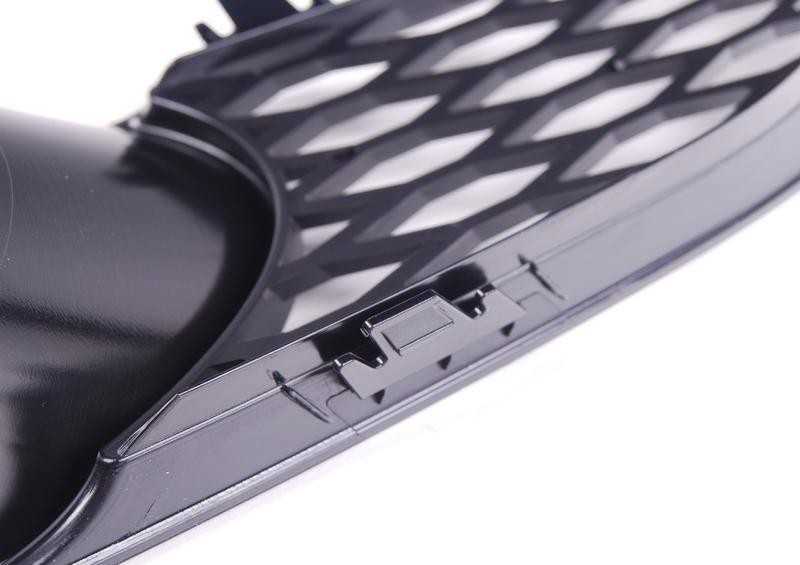 VAG AUDI Q7 4L rūko žibintų grotelės kairėje originalios 4L0807675C