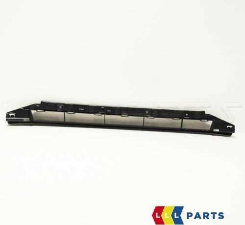 VAG AUDI Q7 4M PRIEKINIO BAMPERIO APATINĖS CENTRINĖS GROTELĖS 4M0807647A4W3 ORIGINALIOS