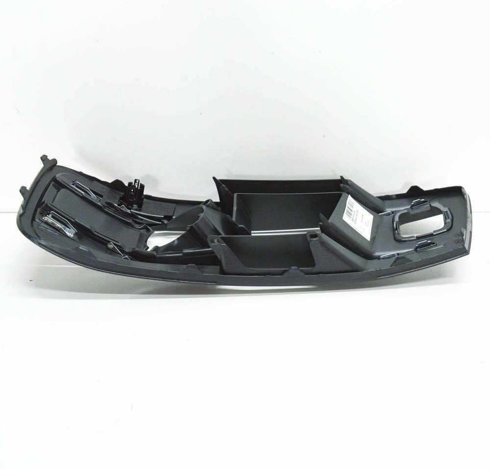 VAG AUDI Q7 4M priekinio bamperio dešinės pusės rūko žibintų grotelių dangtelis originalus 4M0807682AA4W3