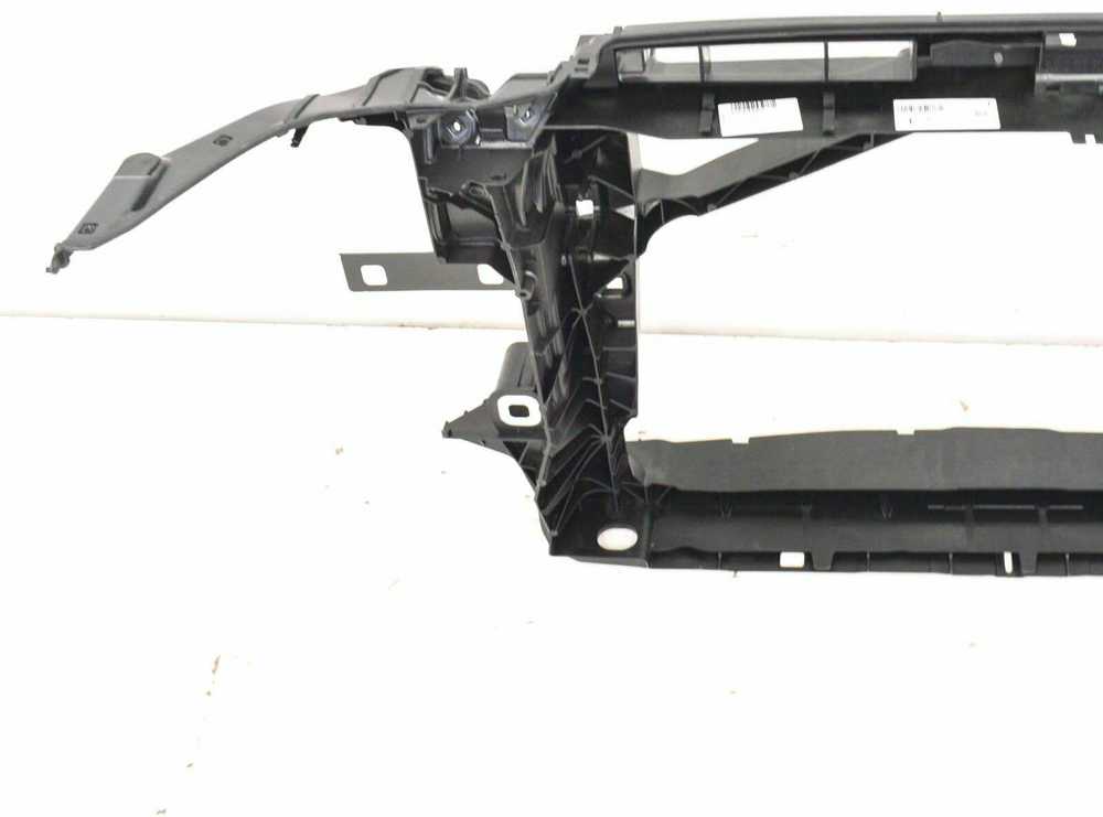 VAG AUDI RS3 Quattro 8V Aušinimo Radiatorius Užrakto Nešiklis 8V0805588F NAUJAS ORIGINALUS