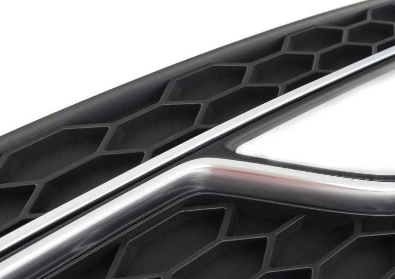 VAG AUDI S5 2013-2015 Priekinis bamperis O/S Dešinysis rūko grotelės Originalus 8T0807682M01C