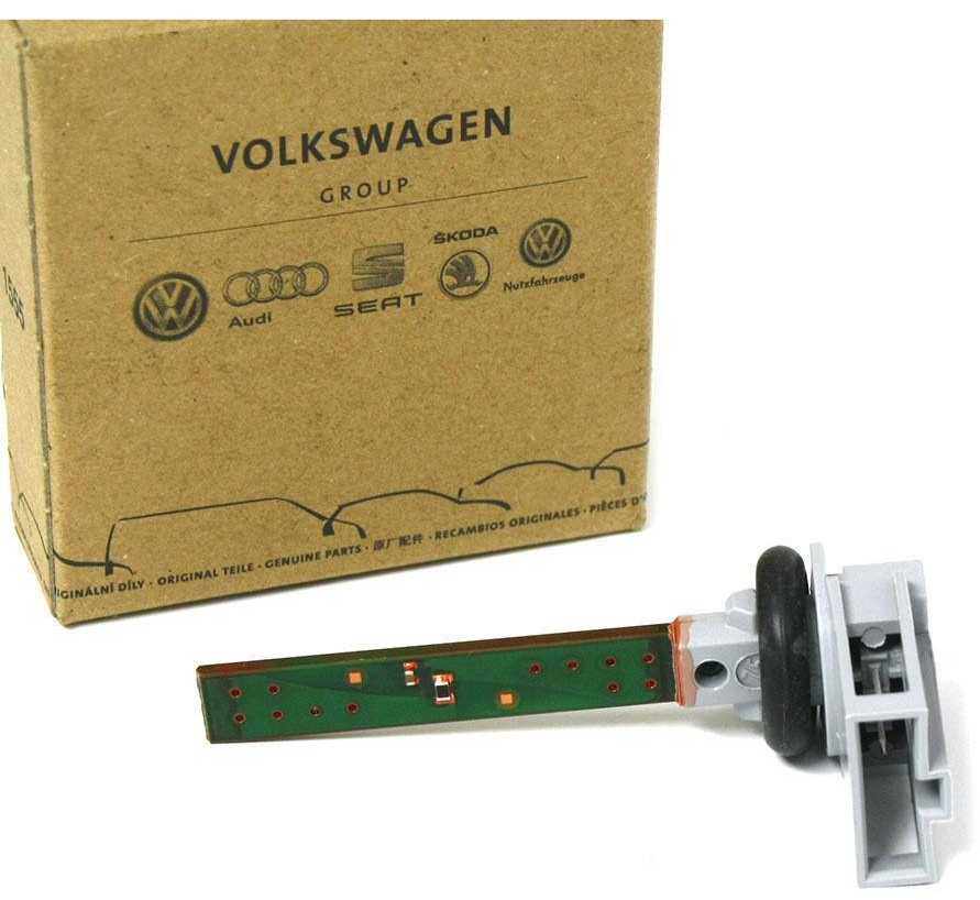 VAG Audi Seat Skoda VW Temperatūros jutiklis priekinis centrinis vidinis kairysis=dešinysis originalus 4B0820539
