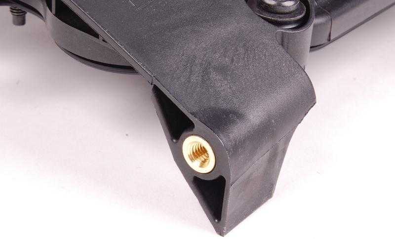 VAG Audi Seat Skoda VW variklio vožtuvo dangtelis originalus 06F103469K