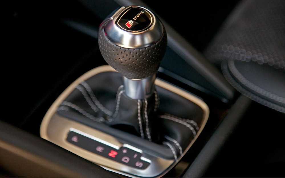 VAG "Audi Tronic" pavarų perjungimo rankenėlė Originali 8X1713141QBZ