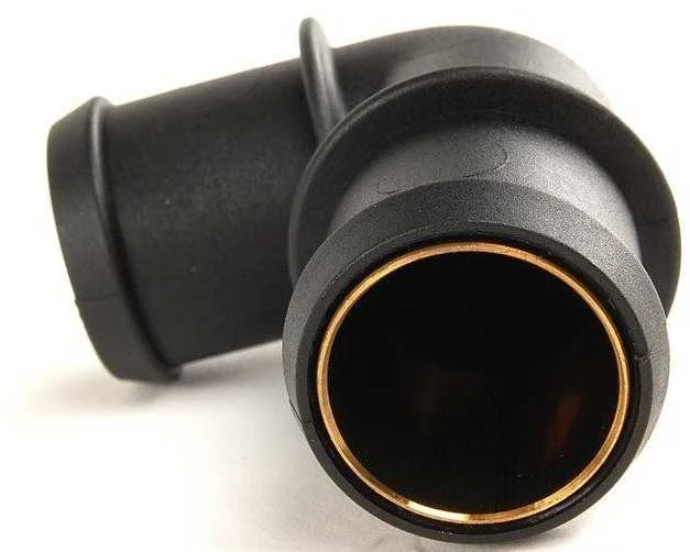 VAG AUDI VW 100 quattro 200 5000 Turbo tarpinė detalė originali 06B133989C