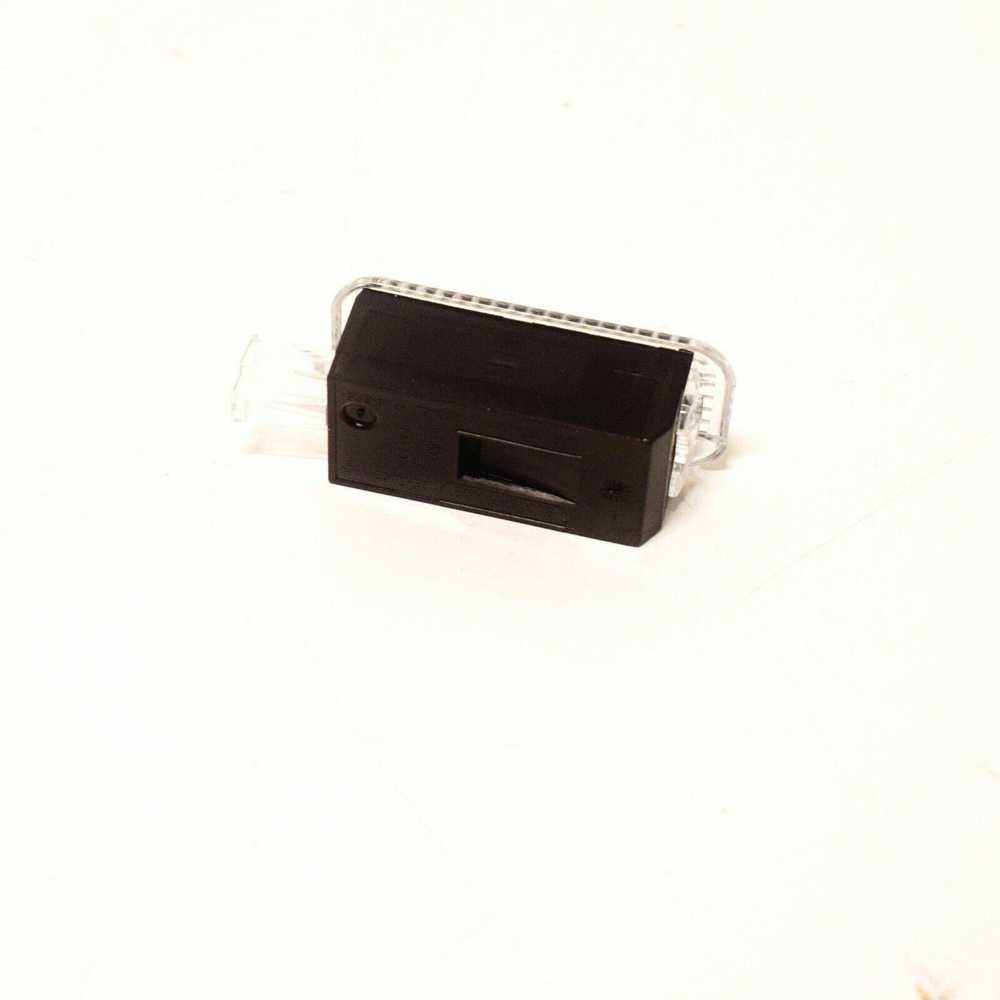 VAG AUDI VW A1 A1 A3 Cabriolet S3 Sportback Quattro LED žibintas originalus 8J0947409