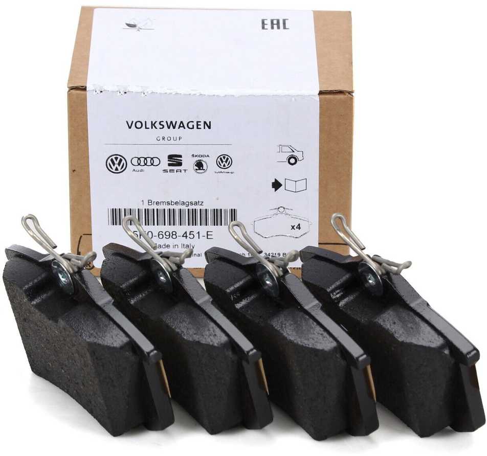 VAG Audi VW A1 A3 A4 A6 stabdžių trinkelės originalios 5K0698451E