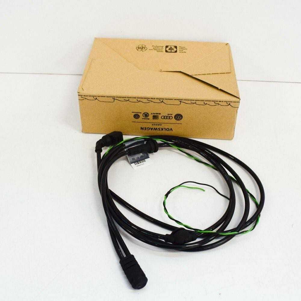 VAG AUDI VW A6 laidų jungtis greičio jutikliui Dešinysis originalus 4G0972252C