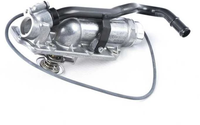 VAG Aušinimo Skysčio Reguliatoriaus Korpusas AUDI A8 2003-2010 VW PHAETON 2002-2016 VW TOUAREG 2002-2010 Originalus 07D121111AP
