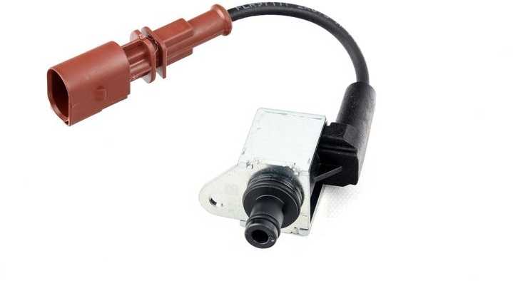 VAG Aušinimo Skysčio Siurblio Elektromagnetinis Vožtuvas Volkswagen Golf Audi A3 Originalus 04L907284