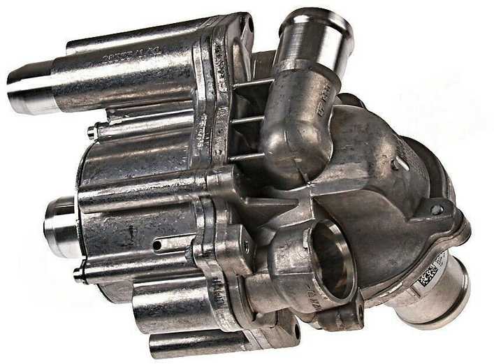 VAG Aušinimo Skysčio Siurblys Su Vakuumine Jungtimi Volkswagen Touareg Audi A8 Q7 Originalus 057121011R