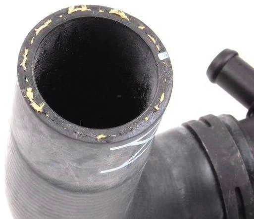 Vag Aušinimo Šlaunis Volkswagen Golf Jetta 1J0122101CB Originalus