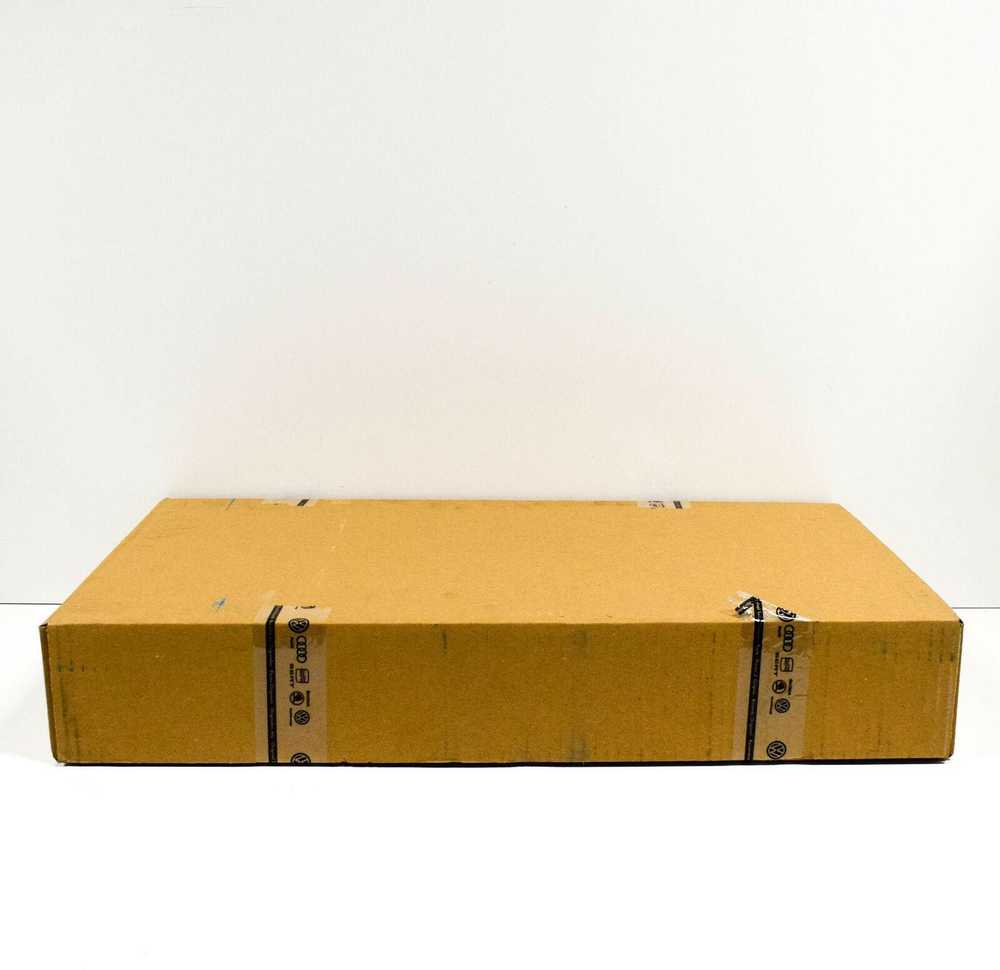 Vag Bamperio Dangtis Audi Q5 80A Originalus 8R0807819N