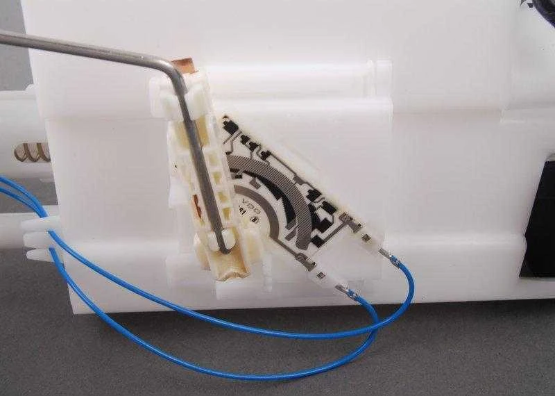 VAG Benzino Transmitteris Audi A3 2001-2005 Volkswagen Golf 2000-2007 Originalus 1J0919183D