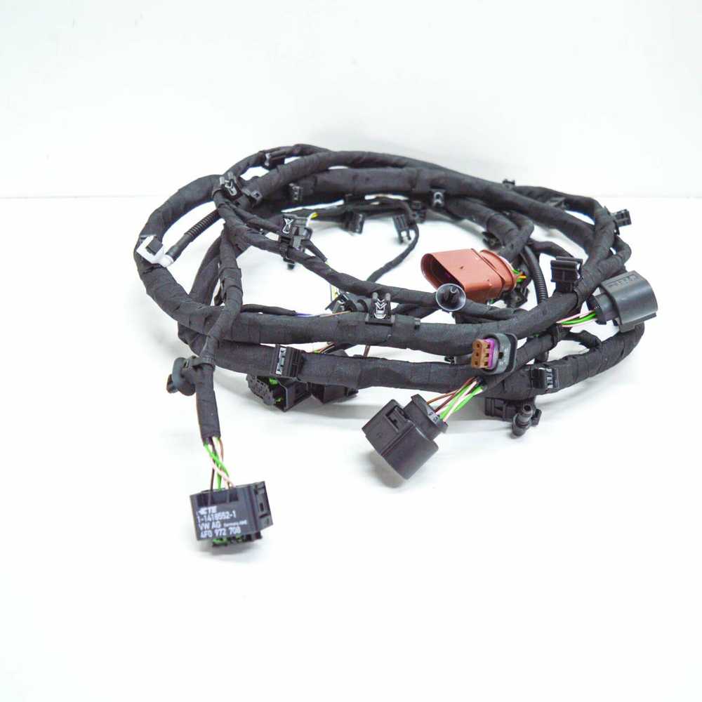 Vag Bumperio Valdymo Laido Šakotė Audi E Tron Gt F8 2021 4M8971095GC