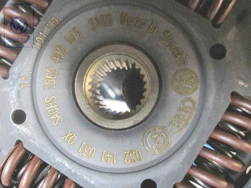 Vag Caddy Mk2 Golf Mk3 Polo 6N Originalus 032141031QX