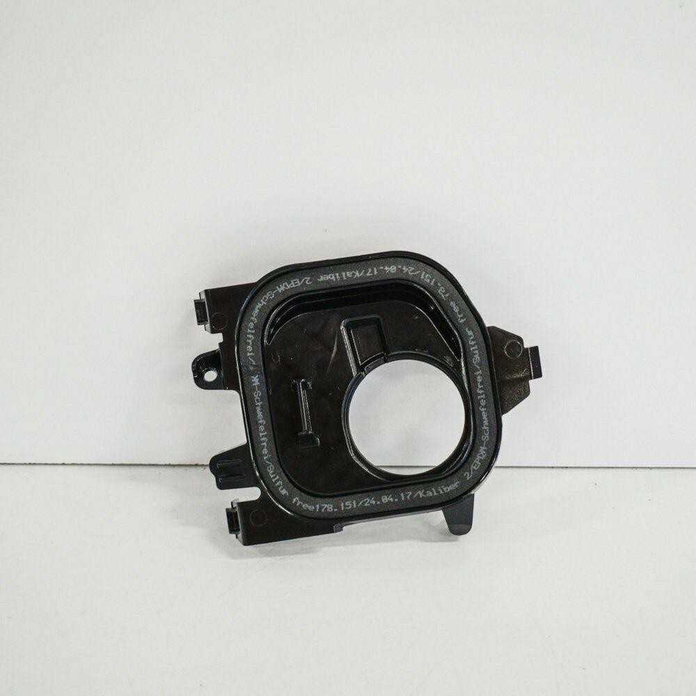 Vag Dangtelis Volkswagen Touareg 7P 2011 2014 Originalus 7P0941608B