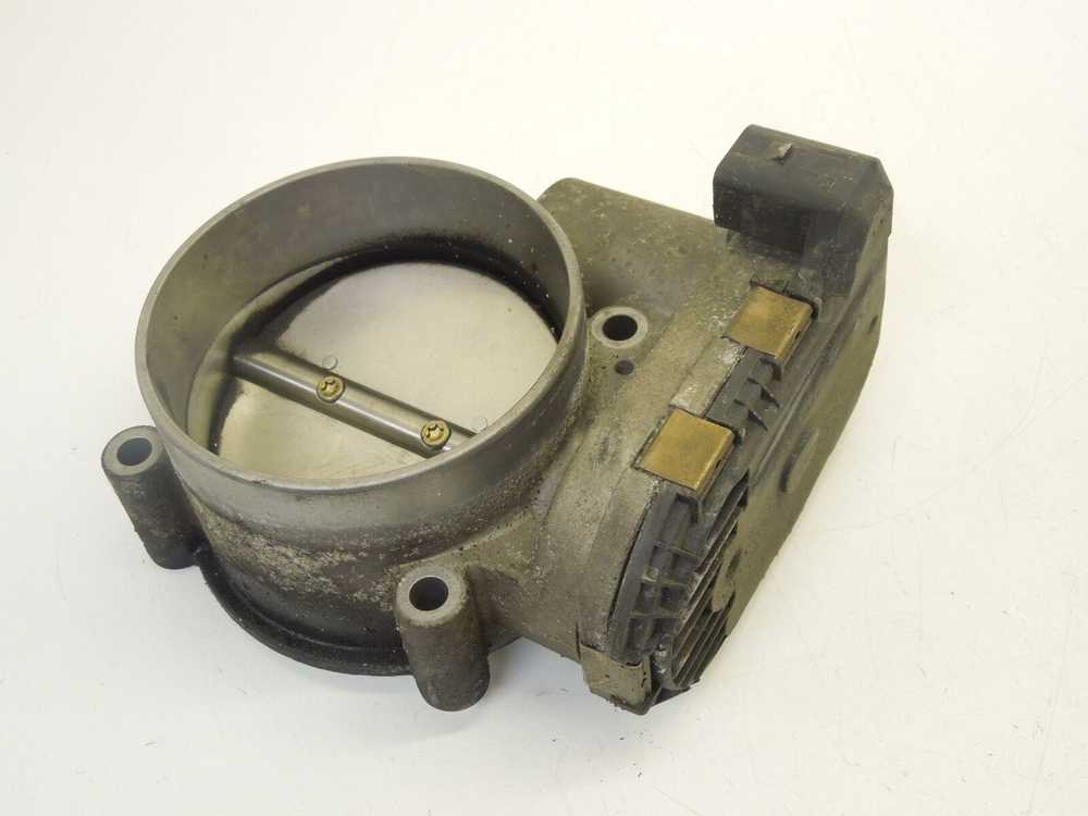 VAG Droselinės Sklendės Adapteris Audi A4 A6 A8 Q7 Touareg Originalus 077133062A
