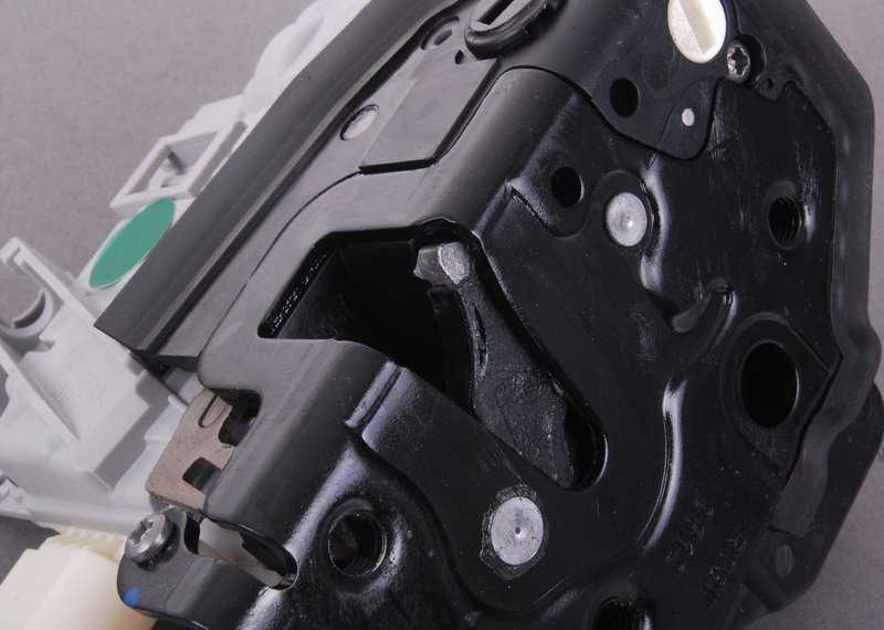 Vag Durų Sausas Su Durų Skaitele Audi A3 A6 2004-2013 Originalus 4F0839016B