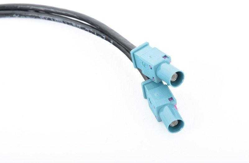 Vag Dvigubas Adapterius Aerial Lead Audi A3 A4 Q7 000098713A Originalus