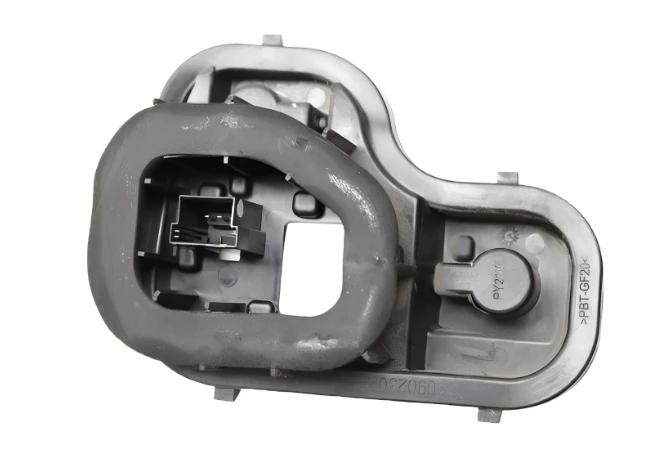 VAG Galinio Kairio Šviesos Atramos Laikiklis Volkswagen Touareg 7P 2011-2017 Originalus 7P6945257