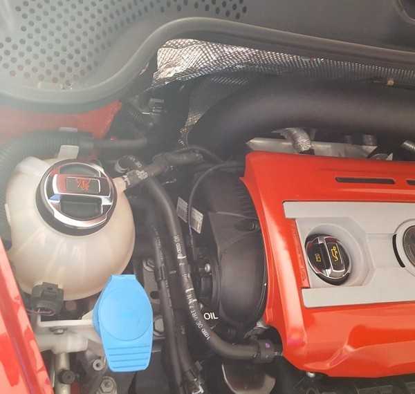 VAG Audi R8 2007 2017 Aušinimo sistemos plėtimosi bako dangtelis Originalus 420121321