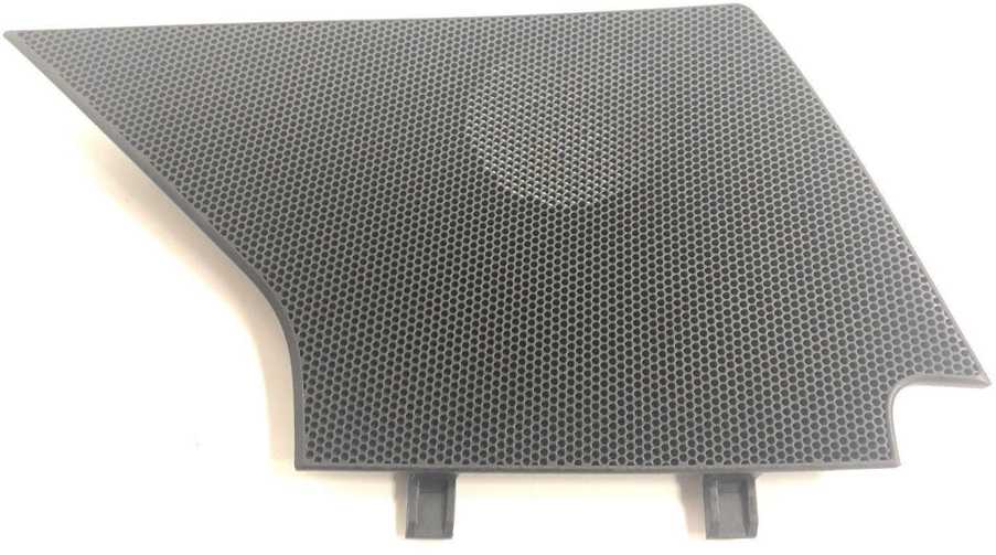 VAG garsiakalbio grotelės Sabre (juodos) Originalus 8V40357934PK