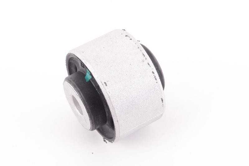 VAG Genuine Bonded guminis krumpliukas AUDI VW A4 S4 Cabrio quattro A6 8D0407515C