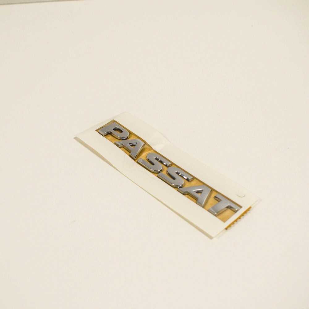 VAG Genuine High Chrome PASSAT Inscription VW Passat A33 561853687B2ZZ