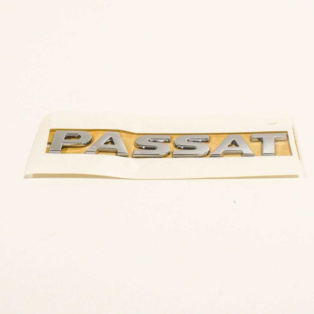 VAG Genuine High Chrome PASSAT Inscription VW Passat A33 561853687B2ZZ