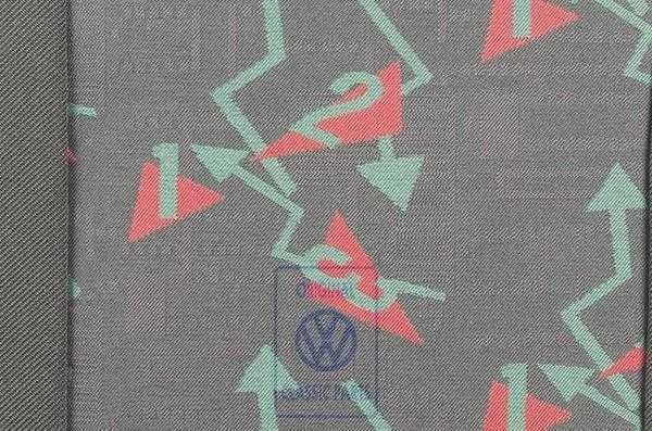 VAG Golf Mk3 1996 1998 Juodas Audinys Originalus 1H0885405CTETH