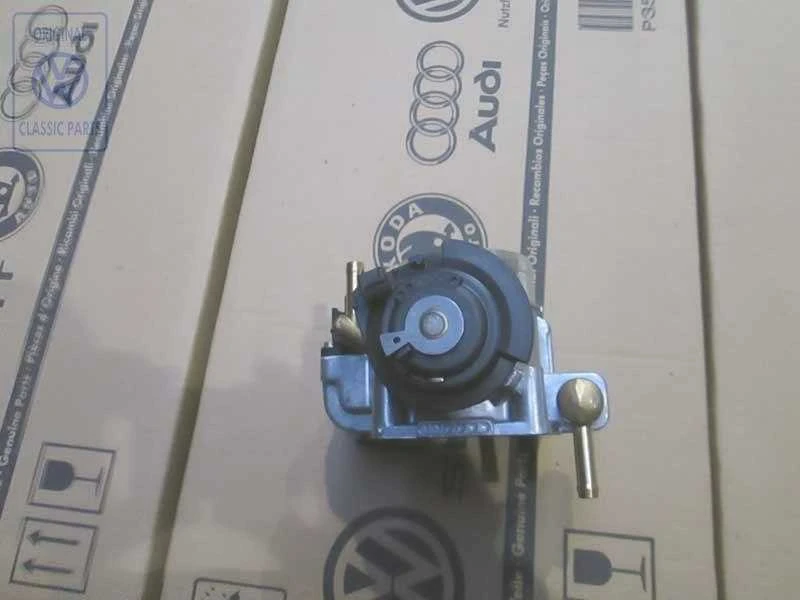 Vag Golf Mk3 Golf Mk4 Passat B4 Originalus 037133064D