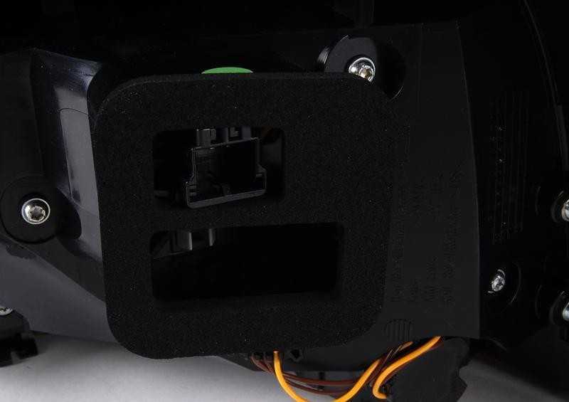 Vag Golf R32 LED Galinio Šviesos Žibintas Originalus 5K0945095Q