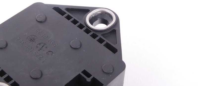 VAG Greitis Sensorius Audi A4 A6 A8 Volkswagen Passat Originalus 8E0907637A