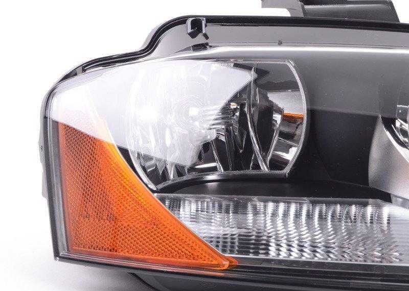 VAG Halogeninis Galinio Žibintas Dešinysis Audi A3 8P 2.0T 2009 Originalus 8P0941004BD