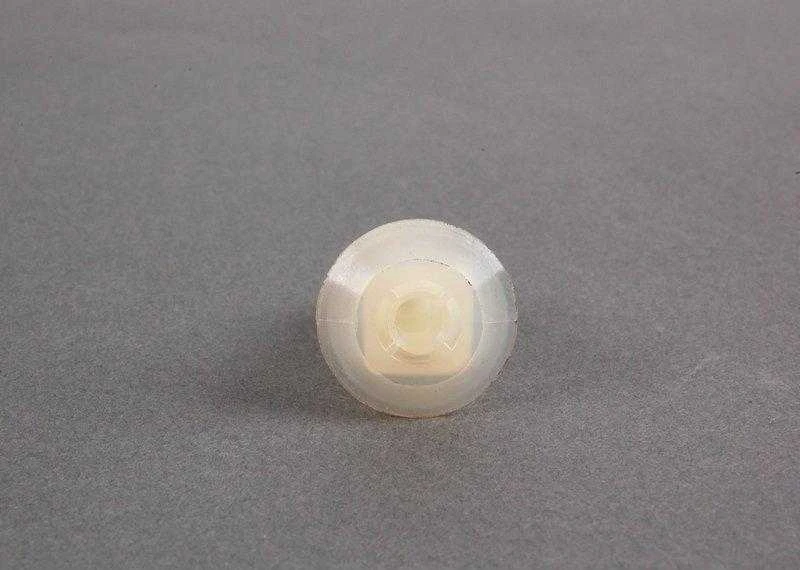 VAG Insert Nut AUDI 100 C3 Saloon 1982-1988 Originalus 321813998A