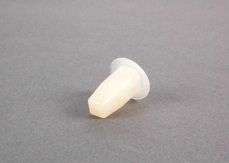 VAG Insert Nut AUDI 100 C3 Saloon 1982-1988 Originalus 321813998A