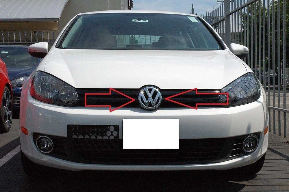 Vag Jet Juodas Midurys Grotelė 2010 2015 Golf 6 5K0853343H81