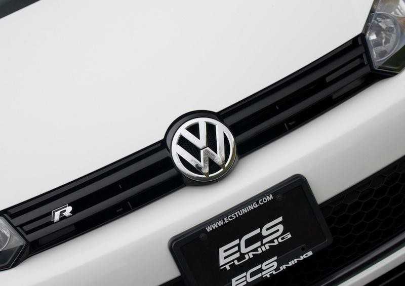 Vag Juodas Radiatoriaus Grotas Golf Golf R32 2009 2013 Originalus 5K0853651BF041